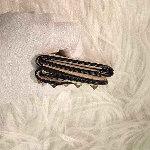 VGUC Valentino Garavani Rockstud Compact Wallet (w/ Auth, Care & RFID Cards) - Picture 4 of 12